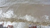 KASTAMONU - Bozkurt'taki sel nedeniyle Karadeniz'in rengi kahverengiye döndü