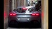 Ce conducteur de Ferrari se retrouve coincé dans une petite rue de rome... la honte