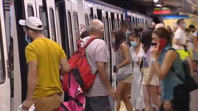 El centro comercial, el metro o el mercado de abastos: lugares frescos en los que refugiarse del calor