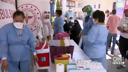 Cami avlusuna seyyar aşı istasyonu kuruldu