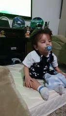 Rafa fica sentado após tomar remédio mais caro do mundo