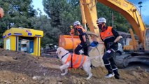 İnegöl Belediyesi'nin enkaz ve yaralı kurtarma tatbikatı gerçeği aratmadı