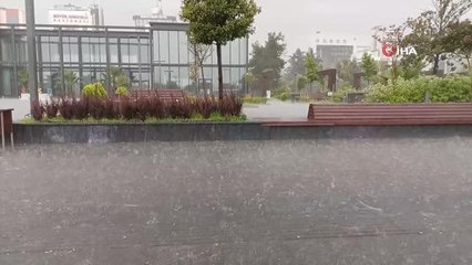 Samsun'da sağanak yağış etkili oldu