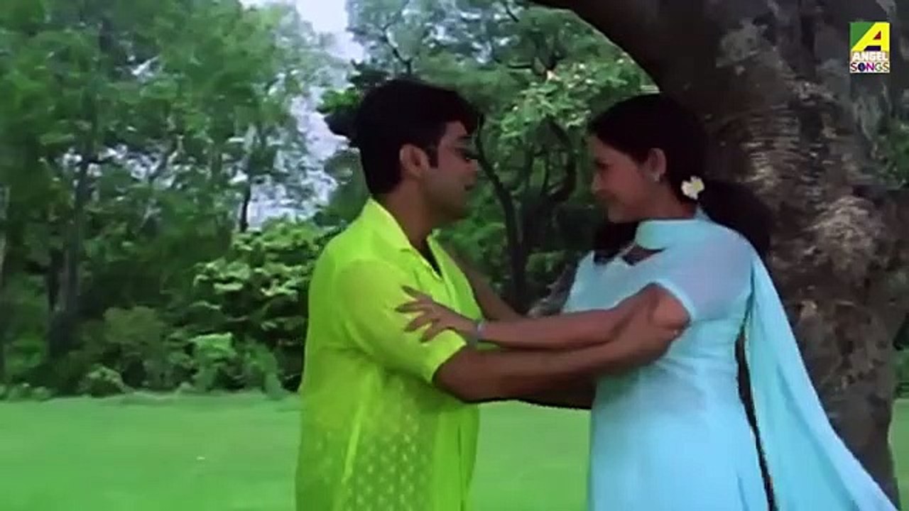 Ki_Name_Dakbo_Tomake___Barkane___Bengali_Movie_Song___Prosenjit%2C_Indrani_Halder(360p)