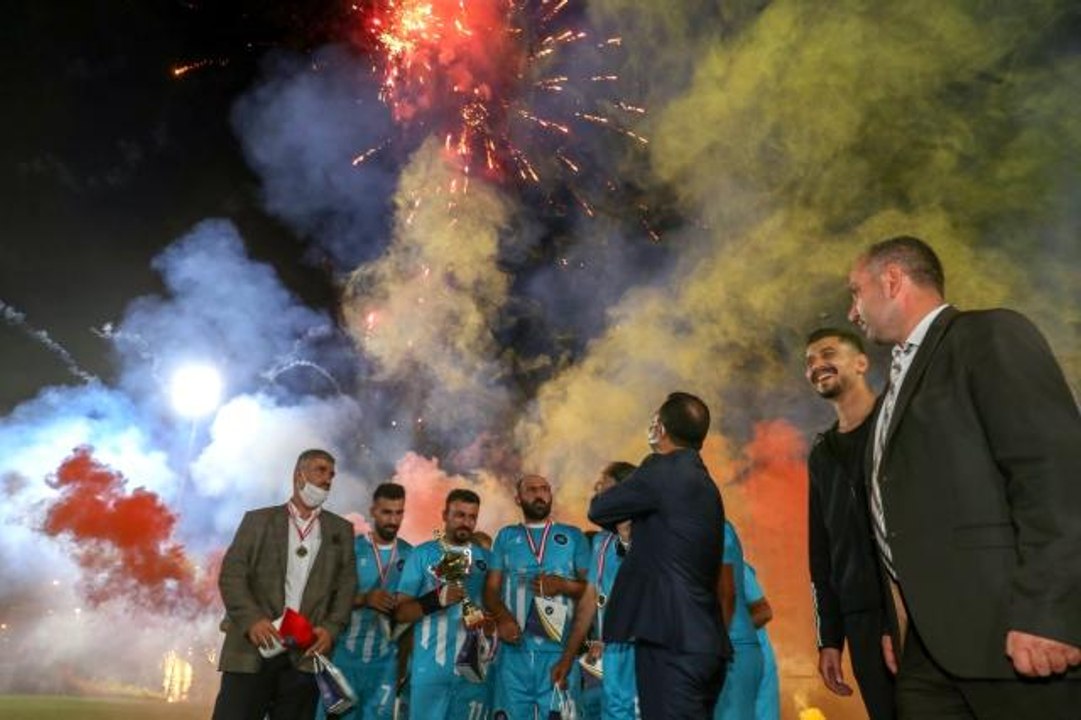 İpekyolu Belediyesi Köyler Arası Futbol Ligi Turnuvasının Şampiyonu Karpuzalan spor oldu