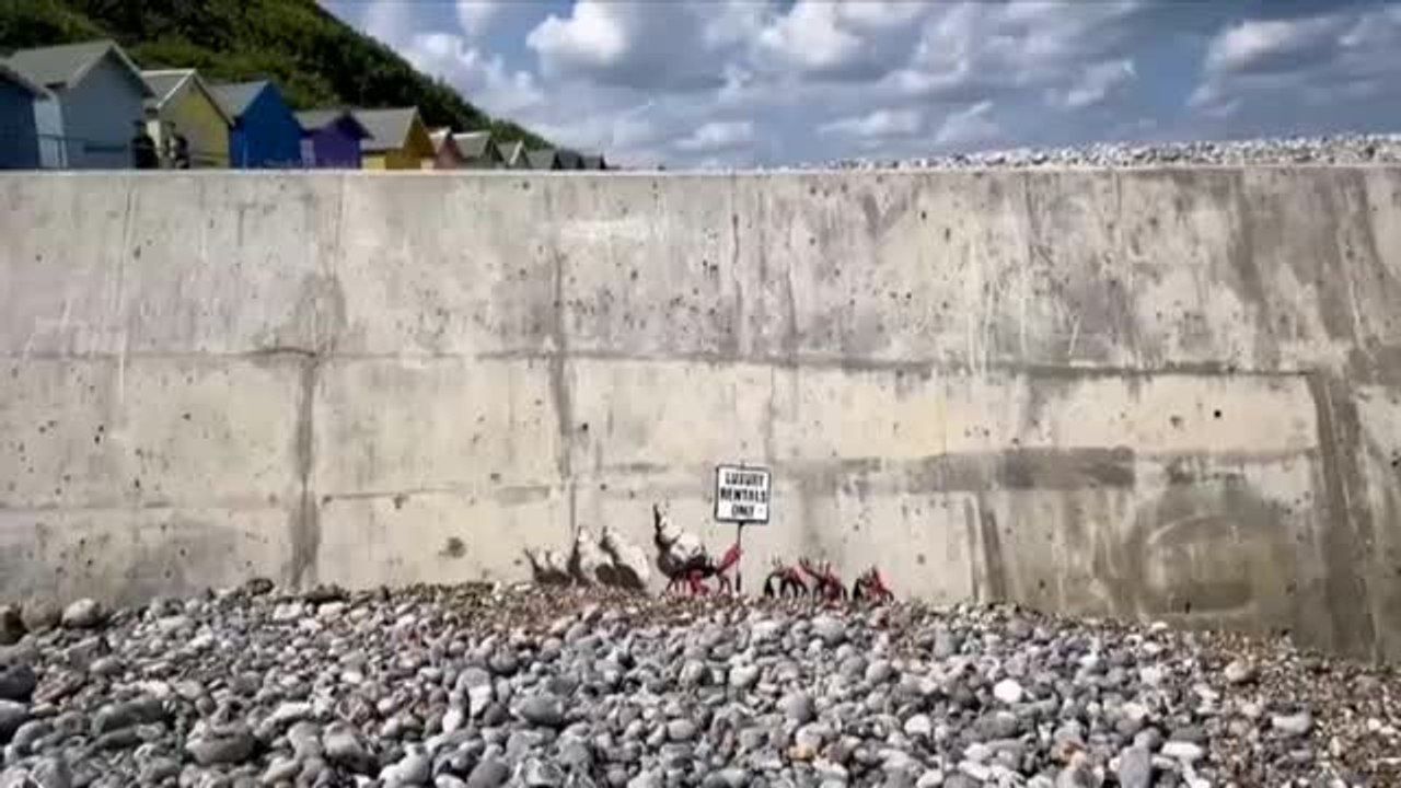Banksy reconoce 10 nuevas obras en ciudades costeras de Inglaterra