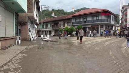 BARTIN'DA YARALAR SARILIYOR