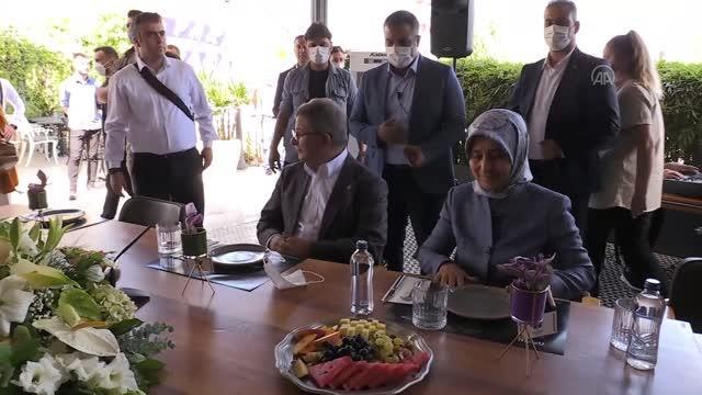 Gelecek Partisi Genel Başkanı Davutoğlu, Kadınlar İçin Gelecek Toplantısı nda konuştu