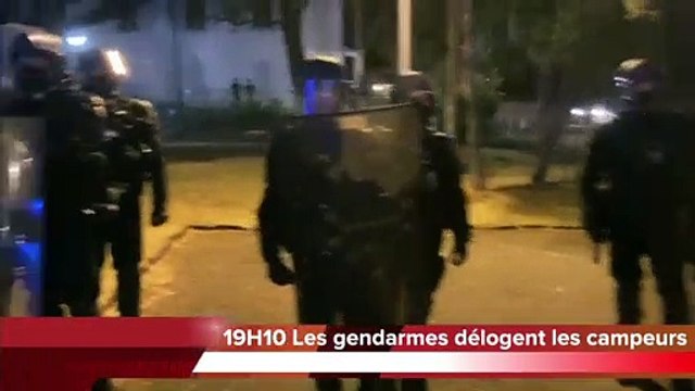 Les forces de l'ordre délogent les manifestants anti pass