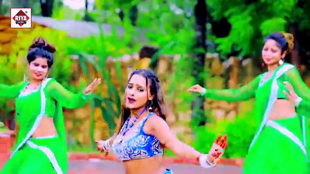 @Video - @Vicky Raj का तहलका मचाने वाला पावरफुल वीडियो - जोबनवा दलर दलर करेला -