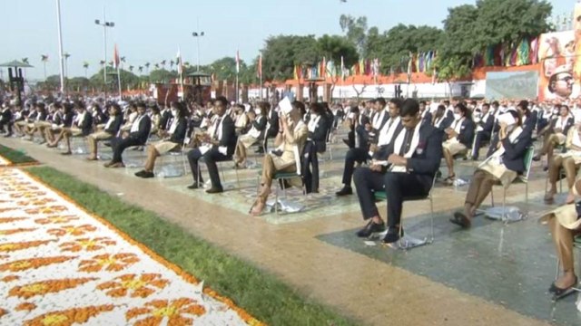 PM Modi applauds Olympic medalists on I-day at Red Fort