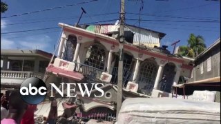 Earthquake in Haiti Kills Thousands