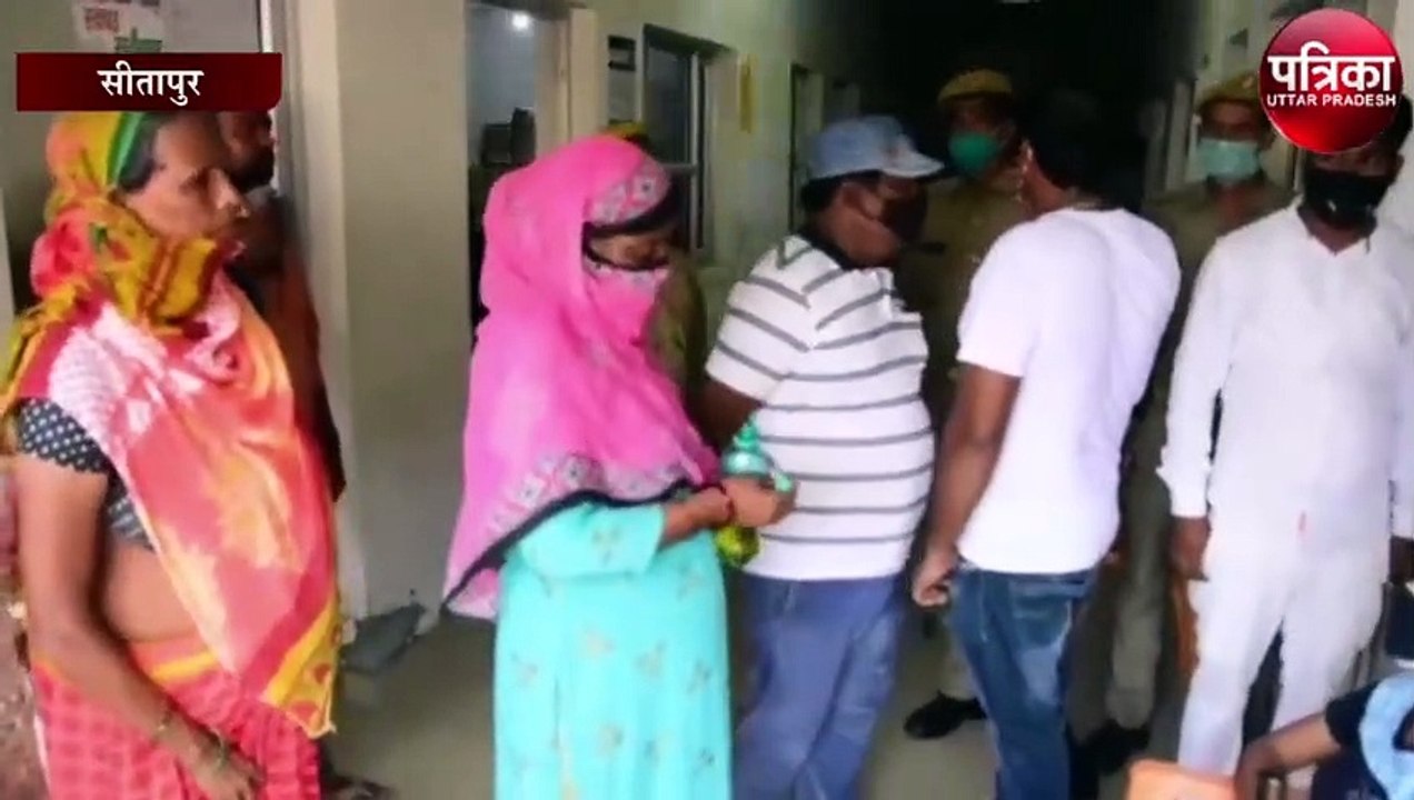 नौकरी न मिलने से नाराज महिला ने पेट्रोल डालकर किया आत्महदाह का प्रयास