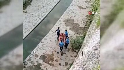 Bursa’da dereye düştü , ekipler tarafından kurtarıldı