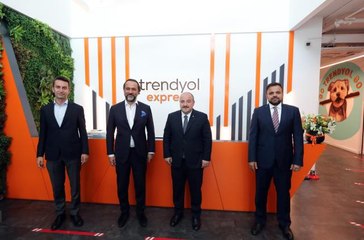 Bakan Varank, Türkiye'nin ilk "decacorn"unu ziyaret etti (2)