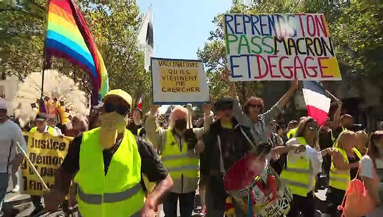 Landesweite Proteste gegen Gesundheitspass in Frankreich