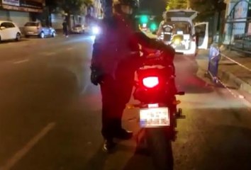 BAYRAMPAŞA'DA ABARTILI EGZOZLU ARAÇLARA CEZA YAĞDI