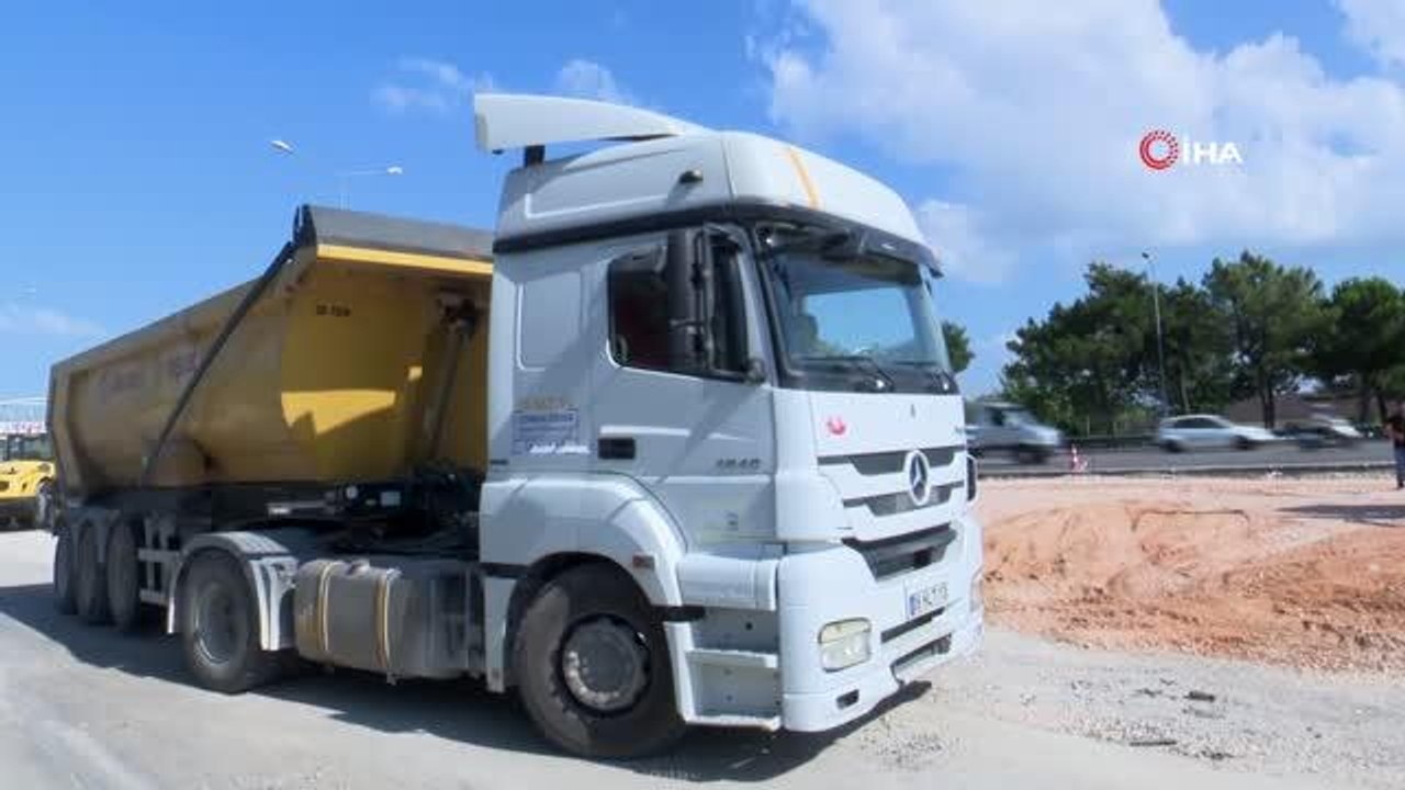 Bursa Büyükşehir Belediyesi yol yenileme çalışmalarına devam ediyor