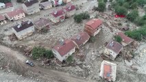 Son dakika! SİNOP Selin vurduğu Ayancık'ta tomruklar dereyi tıkadı, 35 yıllık afet evleri yıkıldı