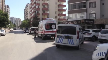 Bir kişi kendisini aldattığı iddiasıyla karısını öldürdü