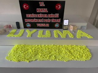 Son Dakika | Kartal'da otomobilinde uyuşturucu ele geçirilen şüpheli gözaltına alındı