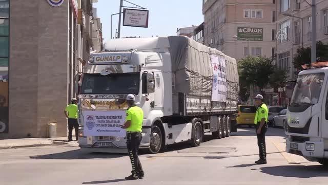 Manavgatlı çiftçilere 100 küçükbaş hayvan ve 5 tır yem bitkisi gönderildi