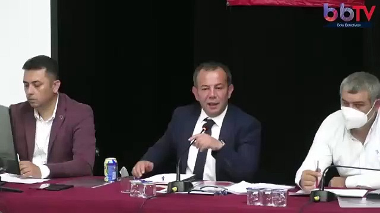 Yıkılan belediye otoparkından AKP’li başkanın saunası çıktı