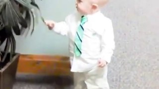 Funny Baby Videos playing # 1