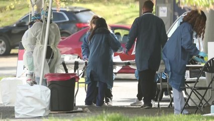 美 하루 평균 신규 확진자 13만5천 명..."이르면 10월부터 부스터샷" / YTN