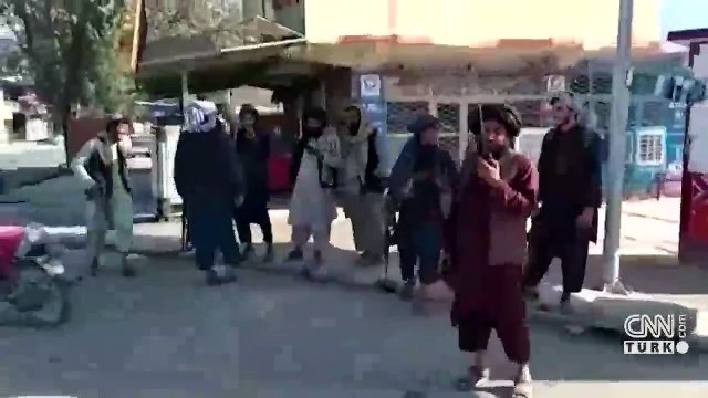 Taliban Kabil'e girdi. Mülteci sayısı artacak mı? Türkiye nasıl adım atmalı?