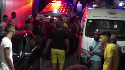 레바논 유조차 터져 100여명 사상...최악 경제위기 속 비극 / YTN