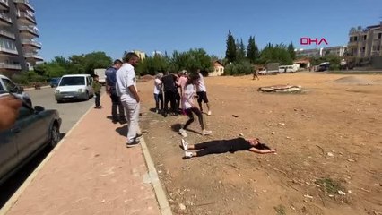 POLİSTEN KAVGA EDEN İKİ AİLE ÜYELERİNE 'YETER ARTIK, UZAKLAŞIN' ANONSU