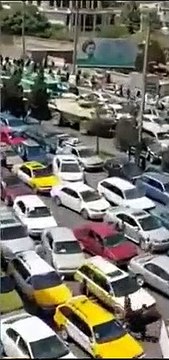 Afghanistan: in fuga da Kabul dopo l'arrivo dei Talebani