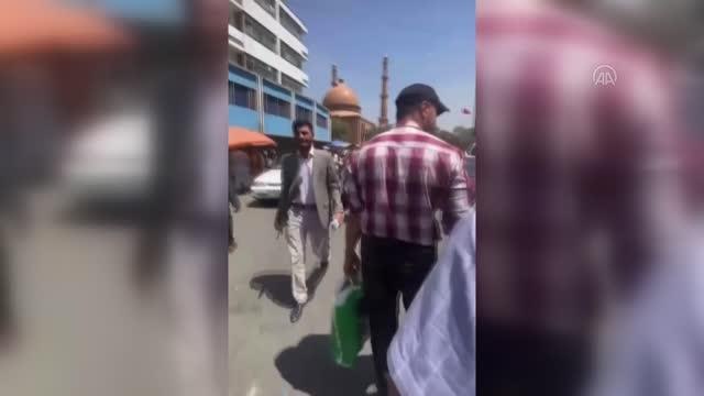 Taliban'ın kontrolü almaya başladığı kentte panik havası mevcut