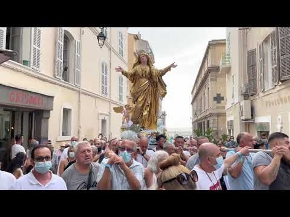 Assomption : les Marseillais à la rencontre de...