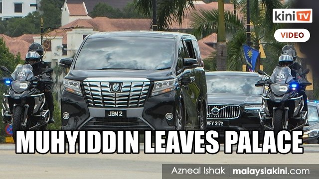 Muhyiddin leaves Istana Negara after audience with Agong