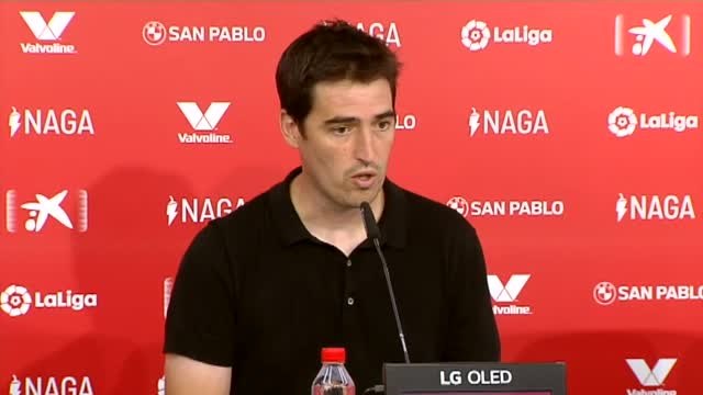 Iraola: No puedo reprocharles mucho a los jugadores porque han hecho un esfuerzo terrible