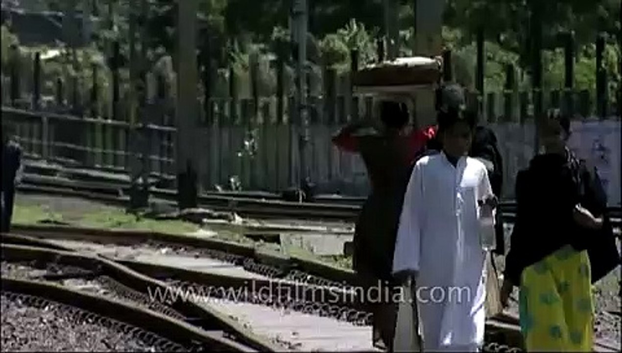 Mumbai suburban railway from CST on slow line