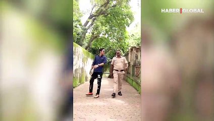 Dans tutkunu polis memuru sosyal medyada gündem oldu