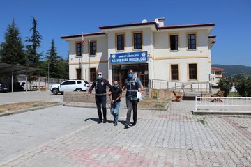 KAVGADA KENDİSİNİ DÖVENİ AV TÜFEĞİYLE VURDU