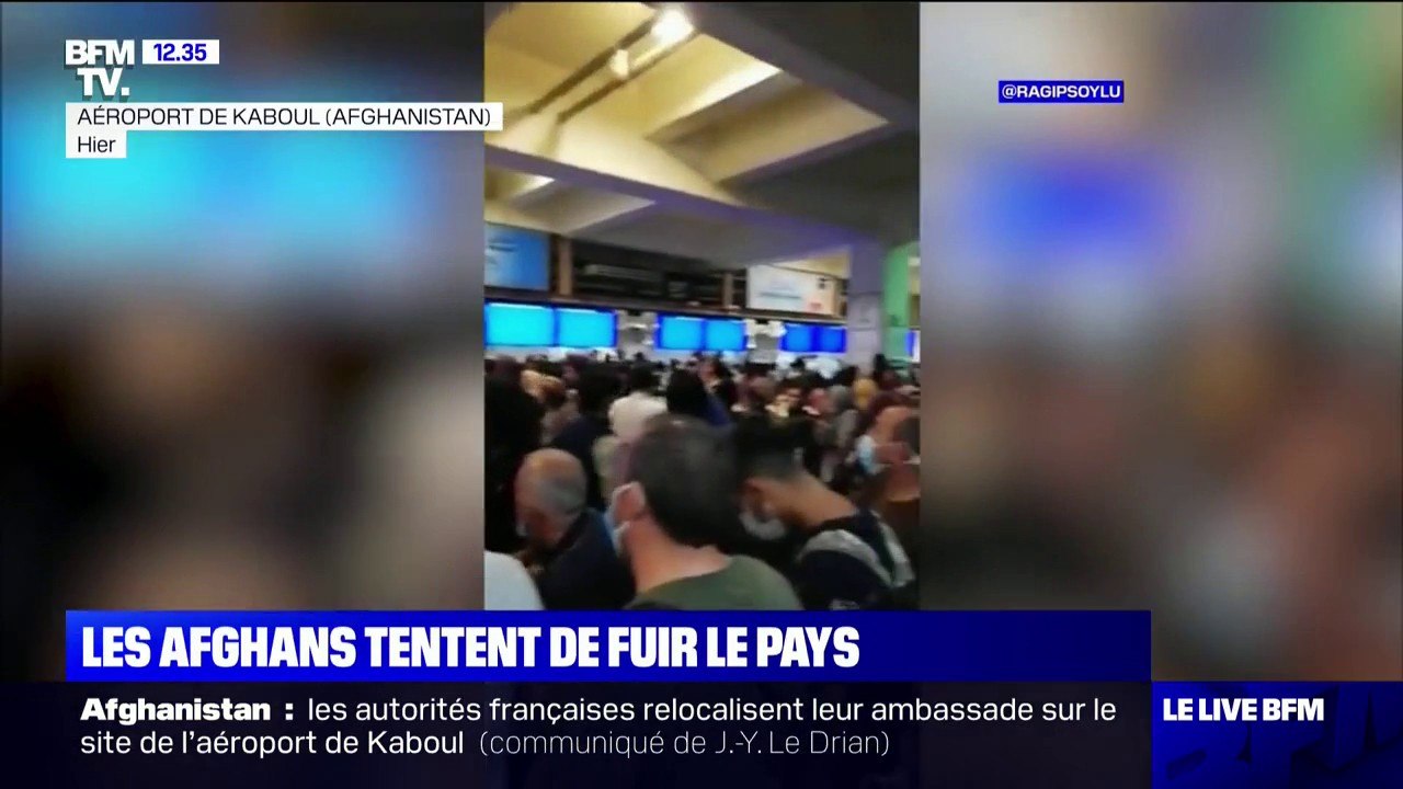 Des milliers de civils tentent de quitter l'Afghanistan depuis la prise de Kaboul par les talibans