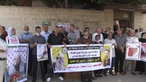 İsrail hapishanelerinde açlık grevi yapan Filistinli tutuklulara destek gösterisi