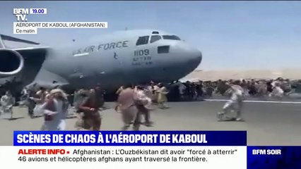 下载视频: À l'aéroport de Kaboul, une marée humaine tente de fuir le pays après l'arrivée des talibans