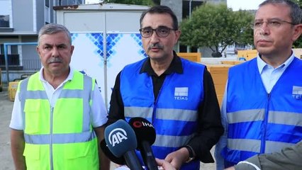 Video herunterladen: Bakan Dönmez: Enerji ve Tabii Kaynaklar Bakanı Dönmez, sel felaketi yaşanan Ayancık'ta incelemede bulundu