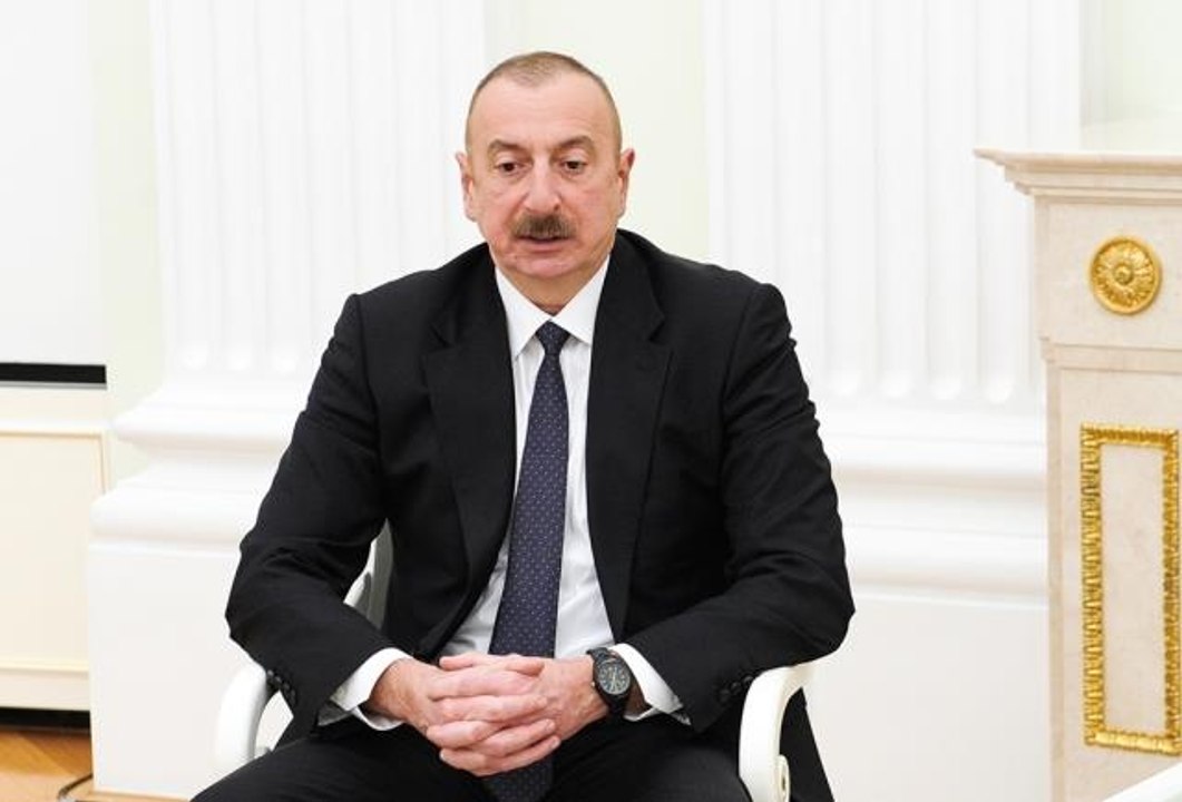 Son Dakika | Azerbaycan Cumhurbaşkanı Aliyev, Kelbecer ve Laçın bölgelerini ziyaret etti