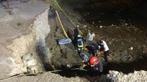 Antalya'da inşaat alanında toprak kayması sonucu bir işçi yaralandı