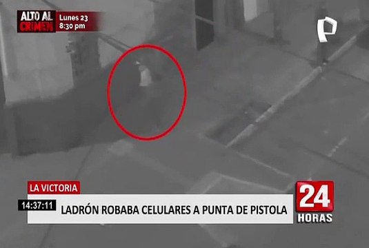 Ladrón robaba celulares a punta de pistola en La Victoria