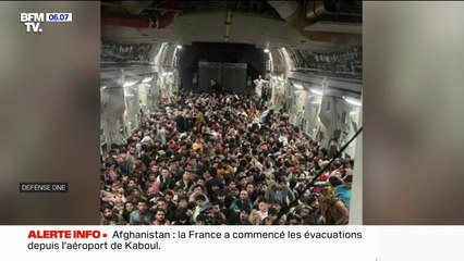 Afghanistan: un avion américain décolle avec 5 fois plus de passagers que sa capacité initiale