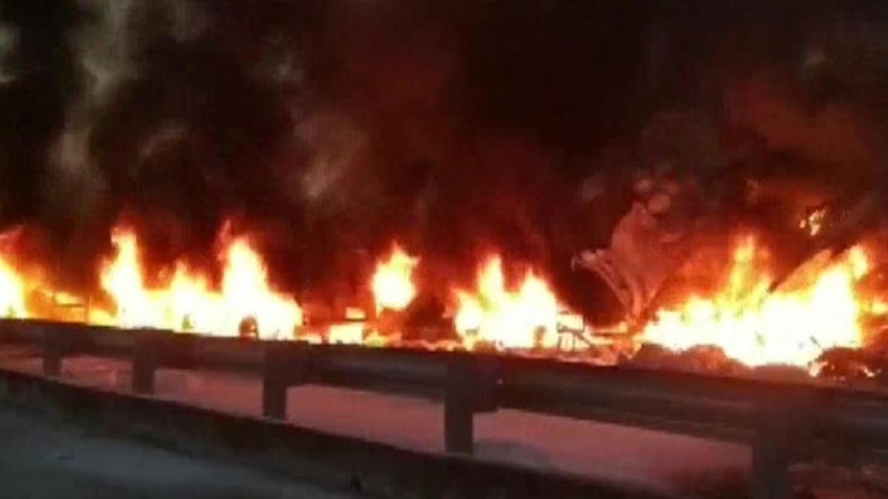 Rajasthan: 4 killed in car-truck collision at NH-8