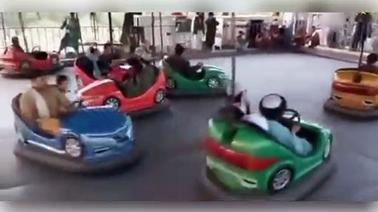 Taliban enters Afghan presidential palace after Ghani flees